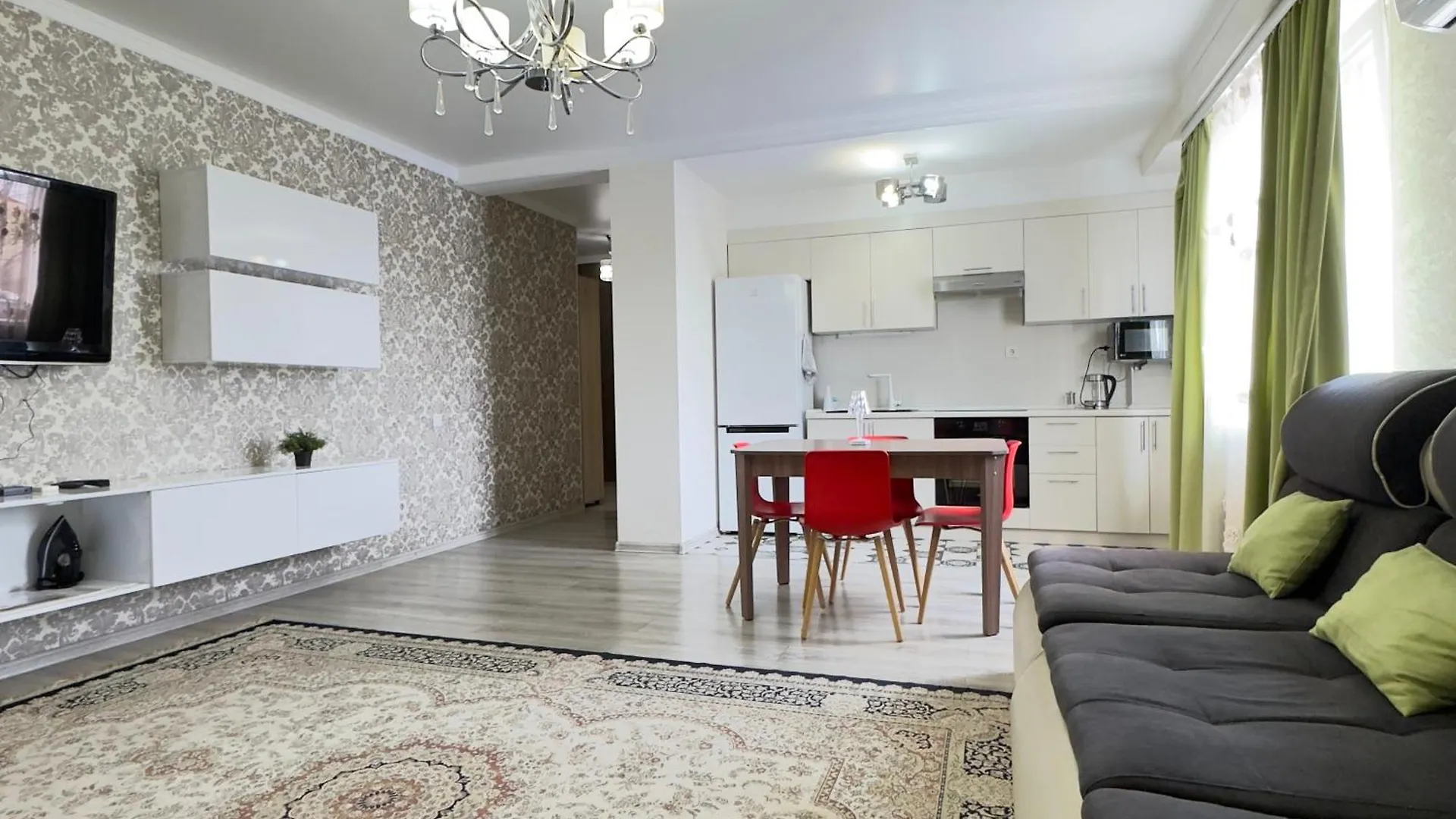 Apartment I The City Center 254 Αλμάτι